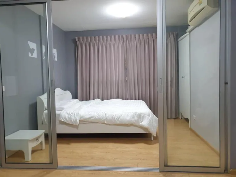 คอนโดให้เช่า D condo รัตนาธิเบศร์ 1 ห้องนอน 1 ห้องน้ำ มาพร้อมเฟอร์ เครื่องใช้ไฟฟ้าครบ รีบมาจองเลย