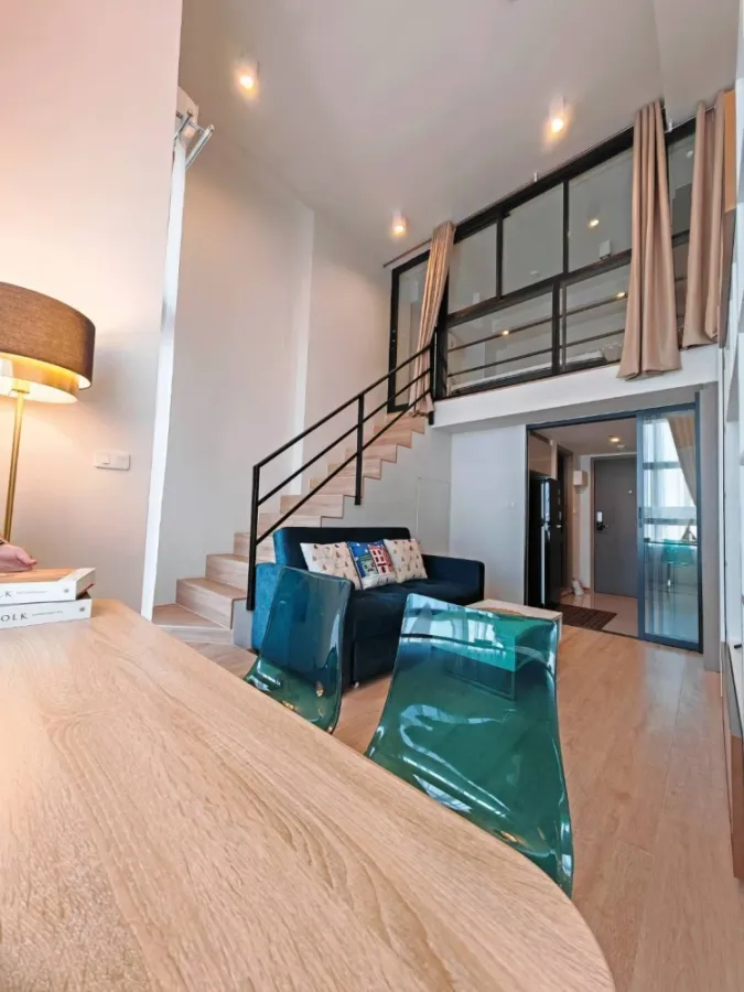 For rent, Ideo Rama 9 - Asoke, Studio Hybrid room, beautifully decorated and livable. Plus lots of electrical appliances. Hurry and reserve now.