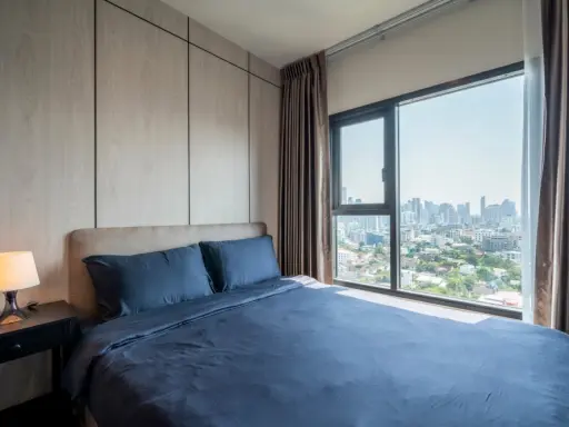 Condo for rent, The Base Phetchaburi - Thonglor, beautifully decorated room, modern style, beautiful view, great price, book now.