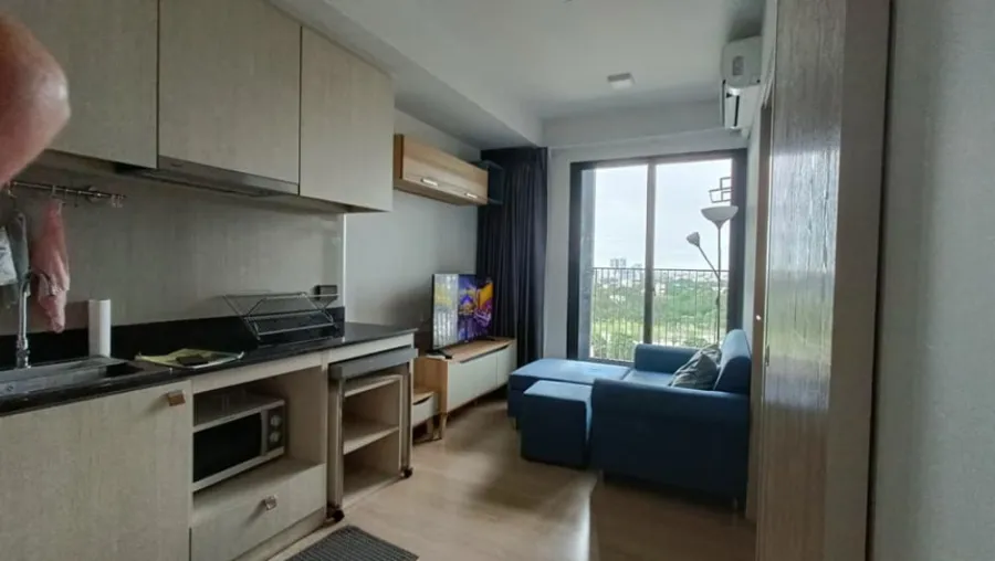 For rent Unio h Tiwanon, ready to move in. Fully furnished, electrical appliances, the best price, I can say that this room should not be missed.