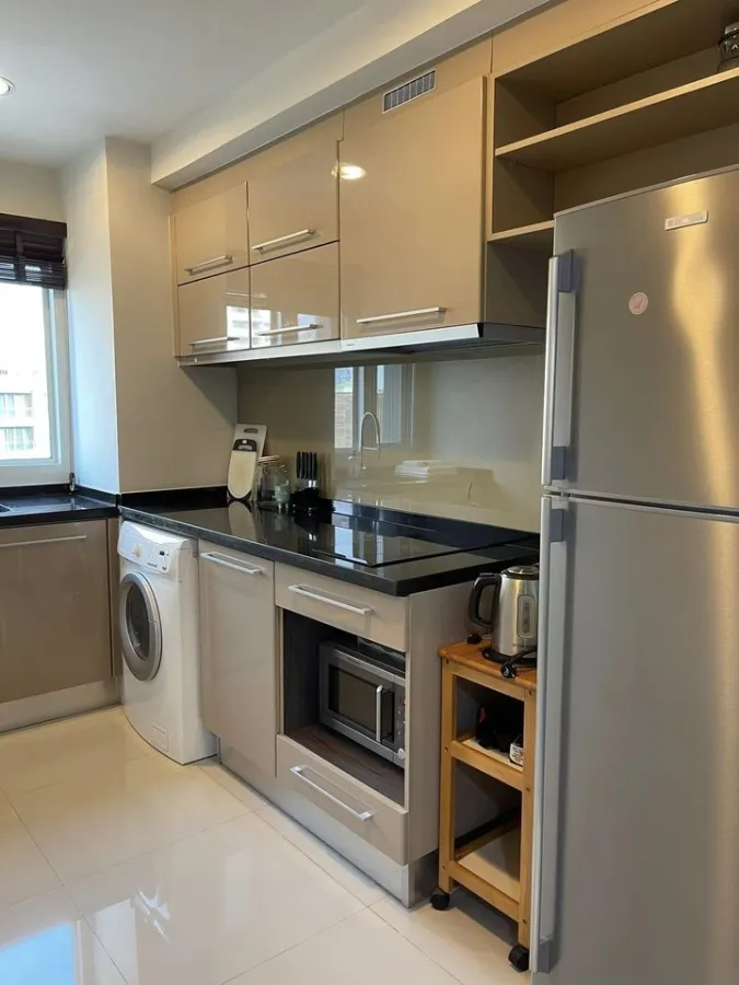 ขาย ให้เช่า The Crest Sukhumvit 49 ห้องกว้าง เครื่องใช้ไฟฟ้าและเฟอร์นิเจอร์ครบ