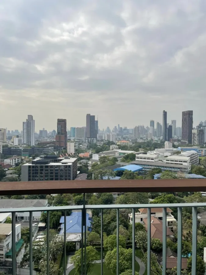 ขาย ให้เช่า RHYTHM สุขุมวิท 42 ห้องแต่งน่าอยู่ ราคาจับต้องได้ สะดวกครบจบที่เดียว รีบมาจองเลย