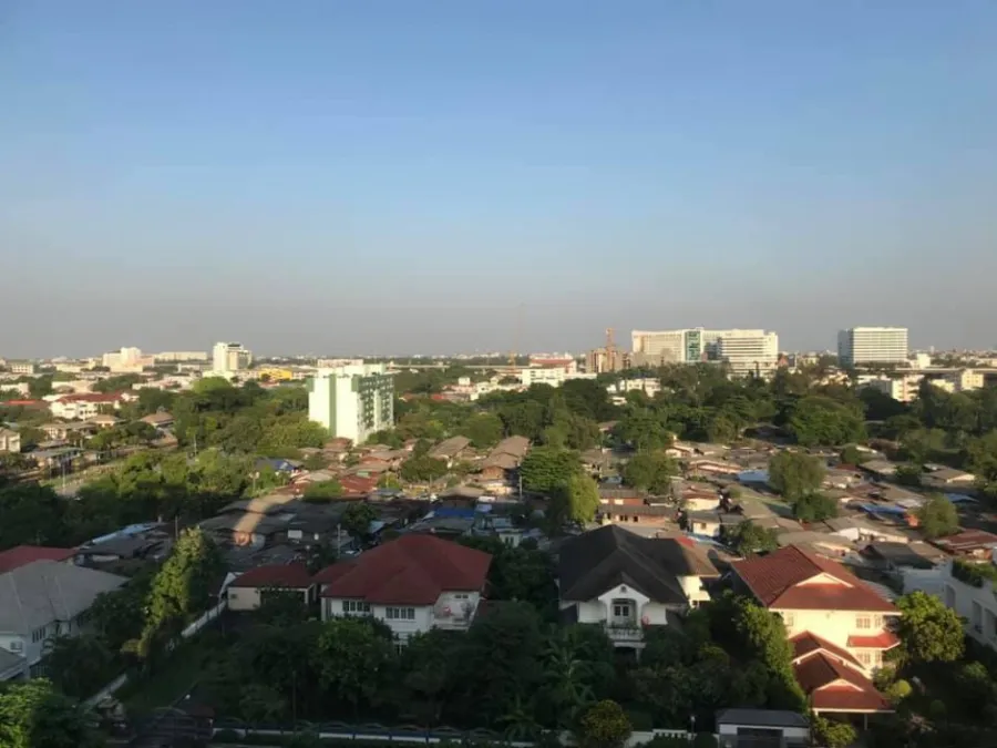 ให้เช่า เคนซิงตัน เกษตร แคมปัส ห้องสวยสะอาดมาก ภายในโล่งโปร่งสบาย เฟอร์อย่างดี หิ้วกระเป๋าเข้าอยู่