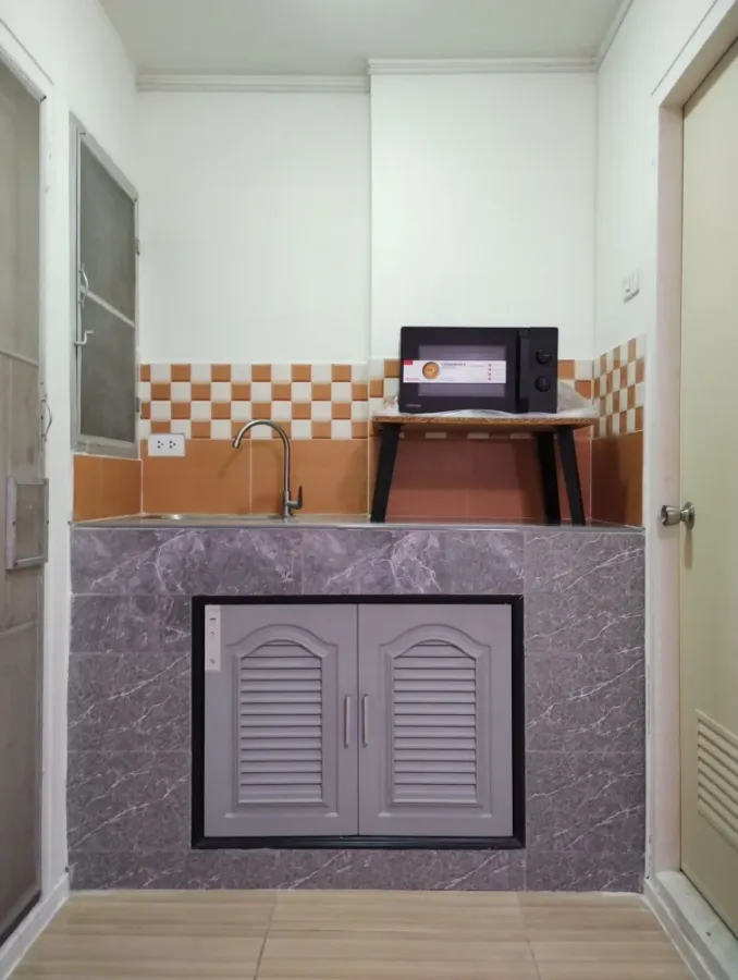 For rent: Lumpini Condotown Chonburi - Sukhumvit, a nice room with complete furniture, good location, reserve now!