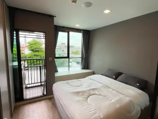 ให้เช่า Atmoz ลาดพร้าว 15 ห้องทำผนังกันเสียง พร้อมเครื่องใช้ไฟฟ้าครบครัน มาแต่ตัวเข้าอยู่ได้เลย