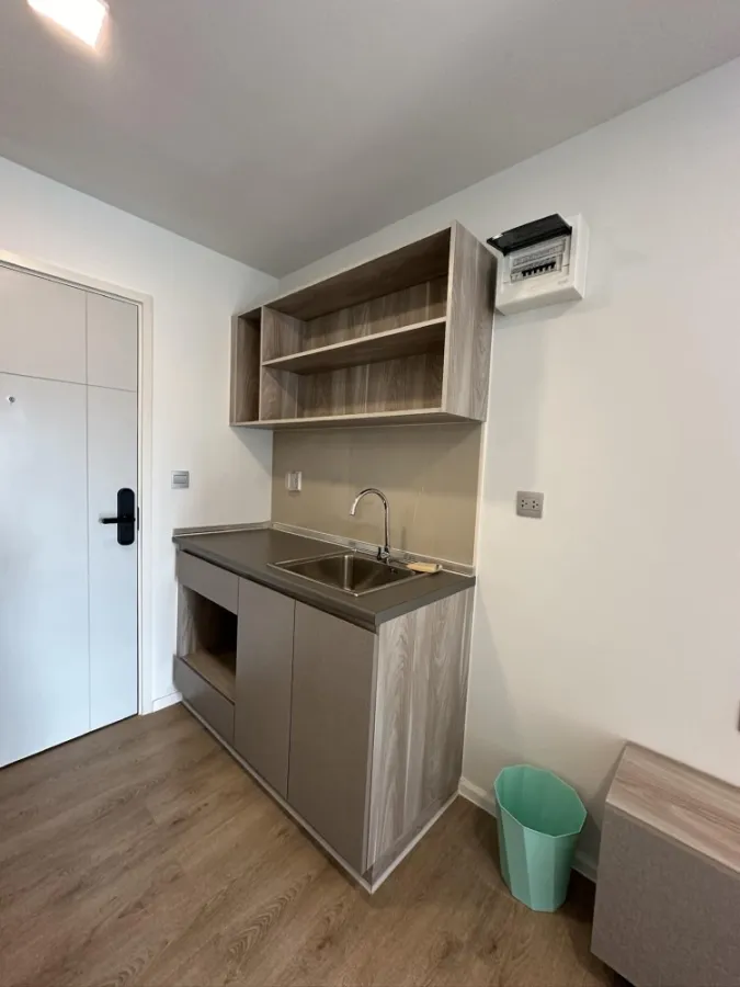 For sale Kave TU, Building C, 4th floor, swimming pool view. Comes complete with decorations. Book now before it's gone.