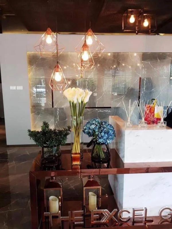 Quick sale !!! The Excel Groove Lasalle 52 Condo, beautiful view, fully furnished, ready to move in. Book now !!