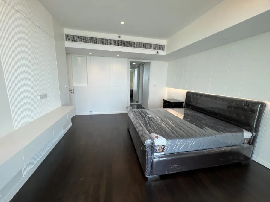For rent!! Condo The Pano, 24th floor, full facilities, easy to travel, ready to move in, don't miss it!!