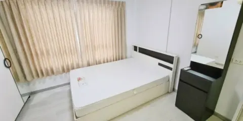ขาย D Condo รัตนาธิเบศร์ ห้องพร้อมอยู่ ชั้น 2 มาพร้อมสิ่งอำนวยความสะดวก ราคาคุ้ม พลาดแล้วจะเสียดาย