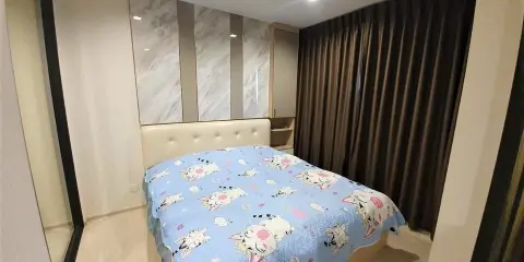 ให้เช่า ไลฟ์ วัน ไวร์เลส ห้องกว้างขวาง กั้นกระจกแยกเป็นสัดส่วน พร้อมเครื่องใช้ไฟฟ้า จองเลยจ้า
