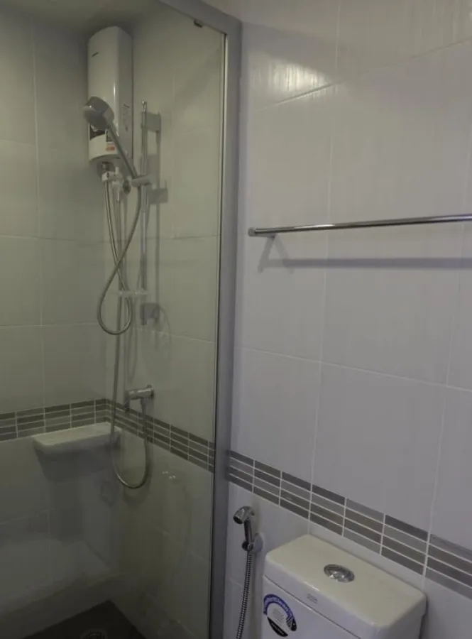 For rent urgently!! Condo Lumpini Place Bangna Km.3 corner room, furniture with electrical appliances, do not miss!!