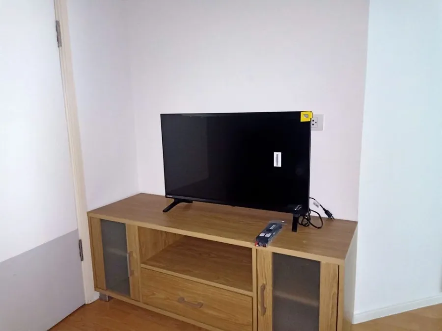 For rent, Lumpini Place Srinakarin-Huamark Station, a separate room. Complete electrical appliances. Hurry up to reserve.