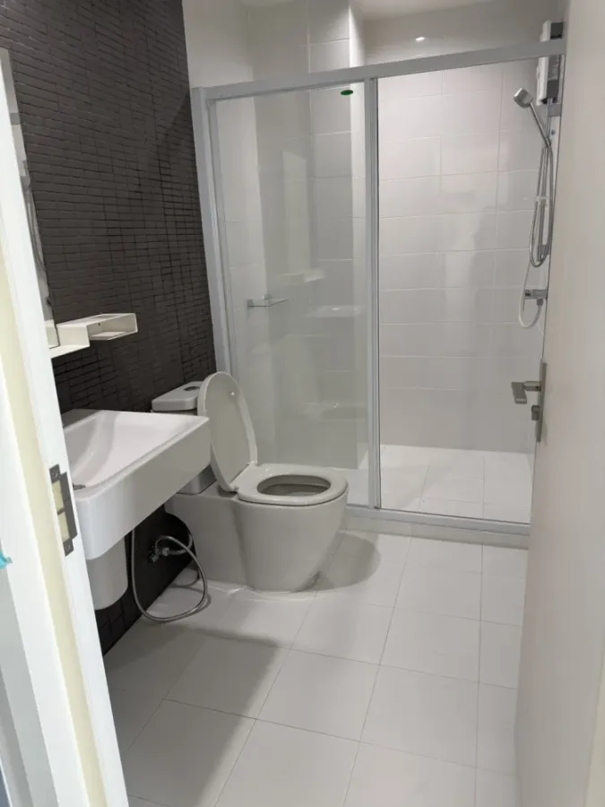 🏙️🔷 For Rent: The Key Chaengwattana – Spacious 2BR Combined Unit! 🔷🏙️
