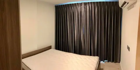 ใครอยากอยู่ห้อง 2 Bed ยกมือขึ้น!! อยู่ได้ 1-3 คน ตึก B ว่ายน้ำเสร็จกลับห้องได้เลย ค่าเช่าถูกมากก พร้