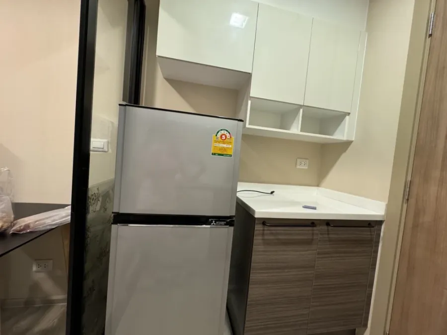 ขาย Condo lette Midst ห้องชั้นสูงพร้อมอยู่ เฟอร์พร้อม จองเลย