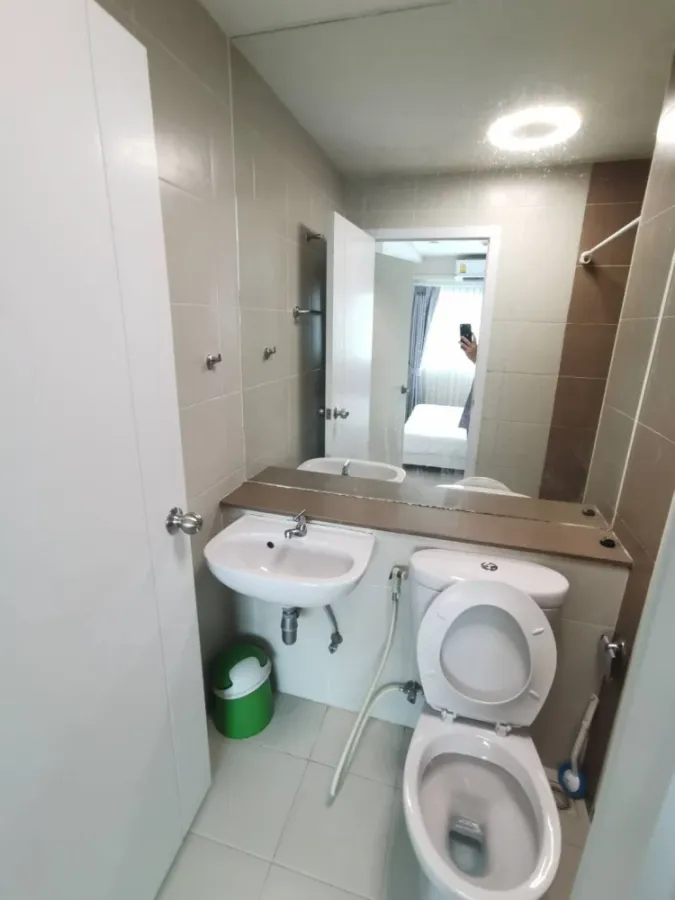 For rent: The Privacy Ladprao-Sena, Building B, 3rd floor, pool view, fully furnished. Book now!