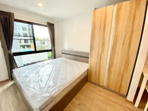 Let the morning Hi Chaengwattana 19 nice rooms, fully furnished + electrical appliances The best direction is not hot. Pool view. Hurry up to reserve.