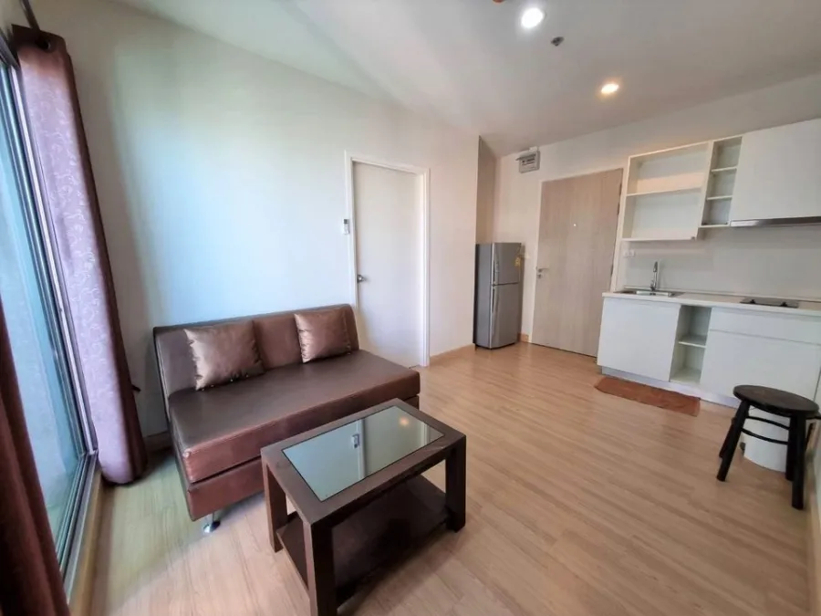 For rent, Motive Condo Sathorn - Wongwian Yai, 12th floor, fully furnished, complete with electrical appliances, book now.