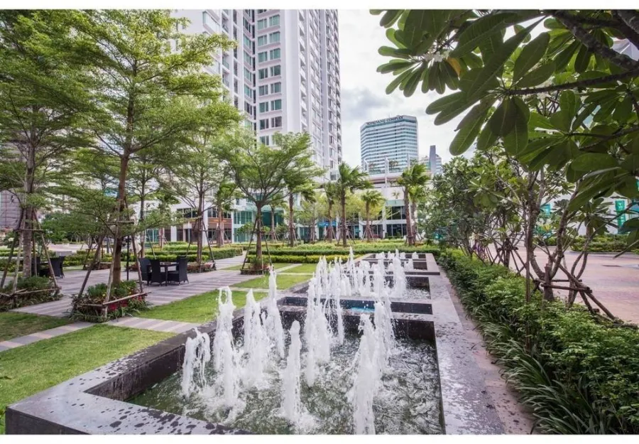 Condo for rent/sale, T.C. Green, easy to travel around, near the BTS, fully furnished, ready to move in !!