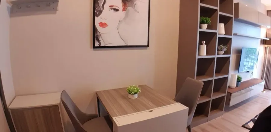 Beautiful unit for sale!! rent Amber by Eastern Star, 9th floor. Beautiful, very livable, great price. Don't miss out!!