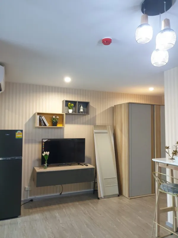 ให้เช่า รีช พหลโยธิน 52 ตึก F ชั้น 8 ห้องมุม ตกแต่งสวย จัดเต็ม น่าอยู่สุดๆ จองเลยจ้า อย่ารอช้า ด่วน