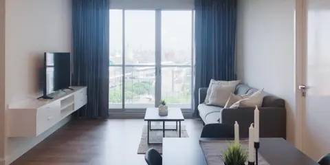 ให้เช่า The Room Sathorn-Taksin 2 ห้องนอนวิวสระและวิวเมือง ห้องพึ่งRenovateใหม่ พร้อมเข้าอยู่ เช่าๆ