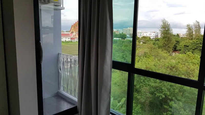 Urgent for rent !! Casa France at ABAC Bangna condo, convenient location, near shopping centers, book now !!