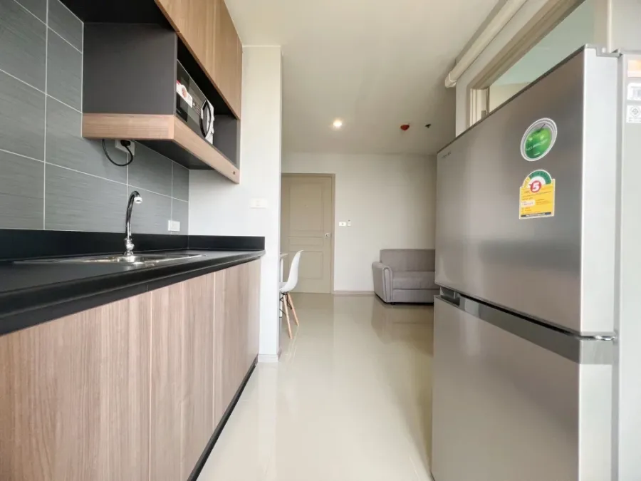 For rent Rich Park @ Chao Phraya, furnished room, ready to move in, 33rd floor, high view, complete in one place, hurry and reserve now.