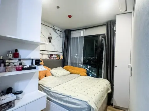 Selling BRIX CONDOMINIUM, separated room The bed was comfortable. Hurry and reserve before you miss it. images