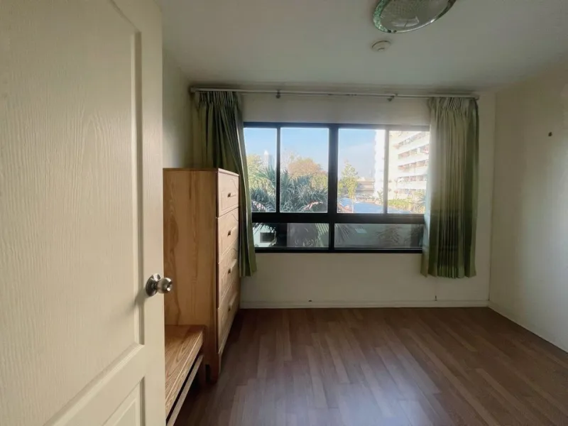 ขาย คอนโด Lumpini Place Rama 3 - Charoen Krung ห้องน่าอยู่ กว้างขวาง ขั้น 3 ไม่ร้อน รีบจองเลย