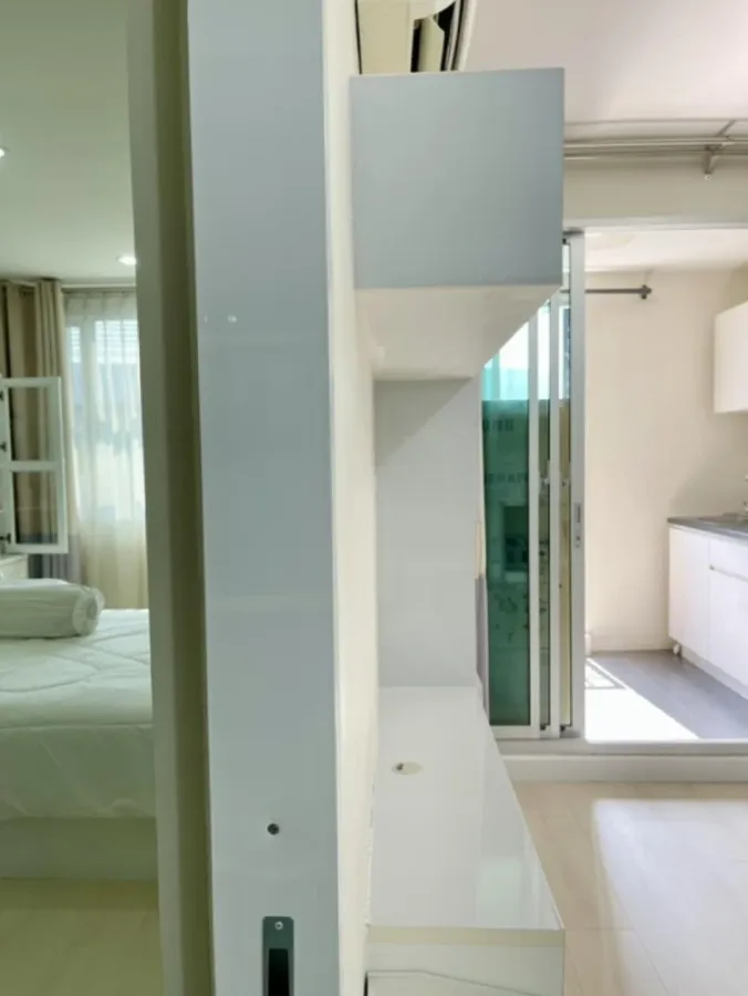 For sale: Sammakorn S9 Condominium, 8th floor, spacious room, airy, comfortable to live in. Hurry and reserve your ownership now!