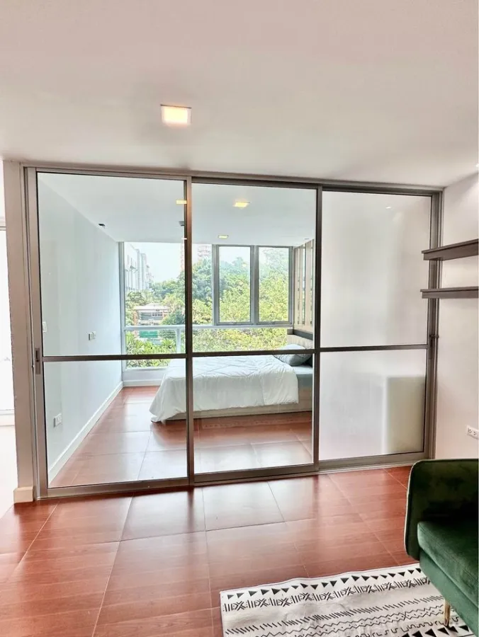 Condo for sale, The Cube Ramkhamhaeng, bright room, easy to look at. Fully built-in If you don't reserve, you'll miss it.