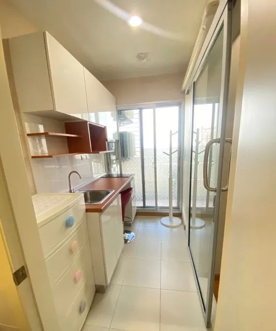 For sale, The President Sathorn-Ratchapruek 2, 30th floor, top floor, well decorated. Built-in furniture. Book now.