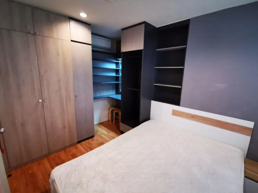 For rent or sale, Lumpini Ville Nakhon In - River View, ready to move in, 16th floor, garden view, plus a great price. Book now.