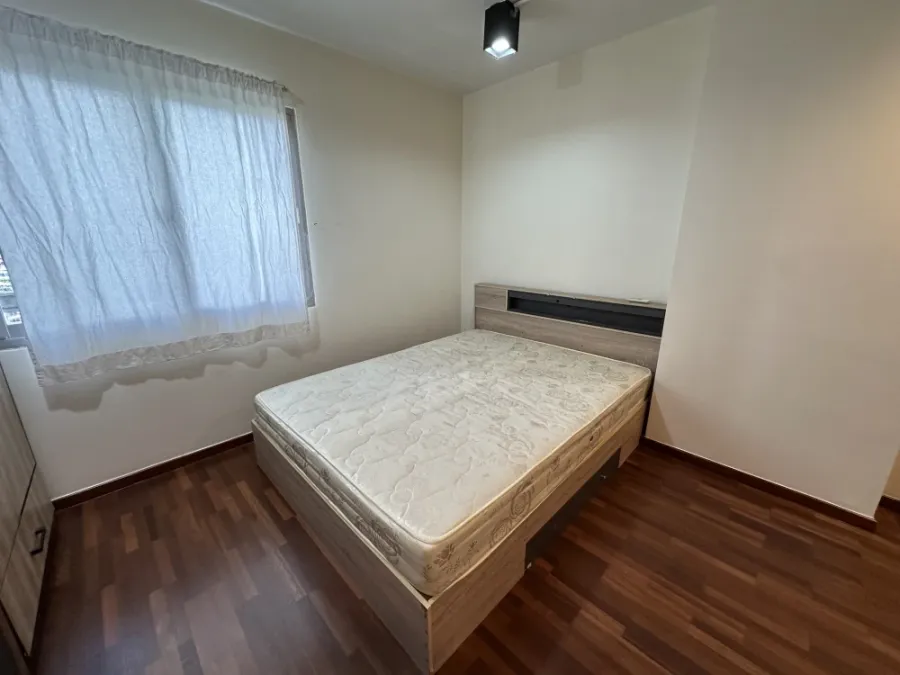 For rent S.V. City Rama 3, very spacious room, not cramped at all, complete with furniture and electrical appliances, ready to move in immediately.