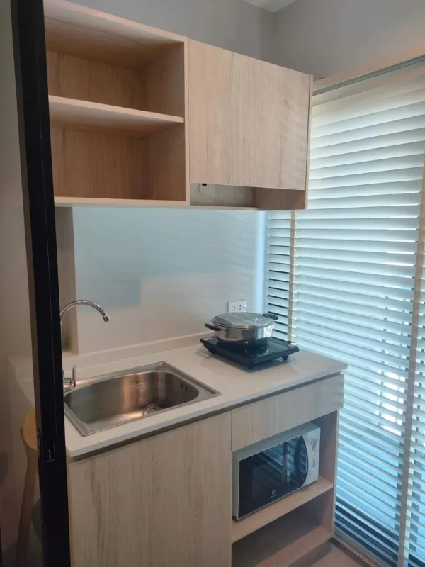 ให้เช่า นิว โนเบิล ศรีนครินทร์ - ลาซาล 1 Bedroom วิวทิศเหนือ เฟอร์ เครื่องใช้ไฟฟ้าครบ รีบย้ายมาจอง