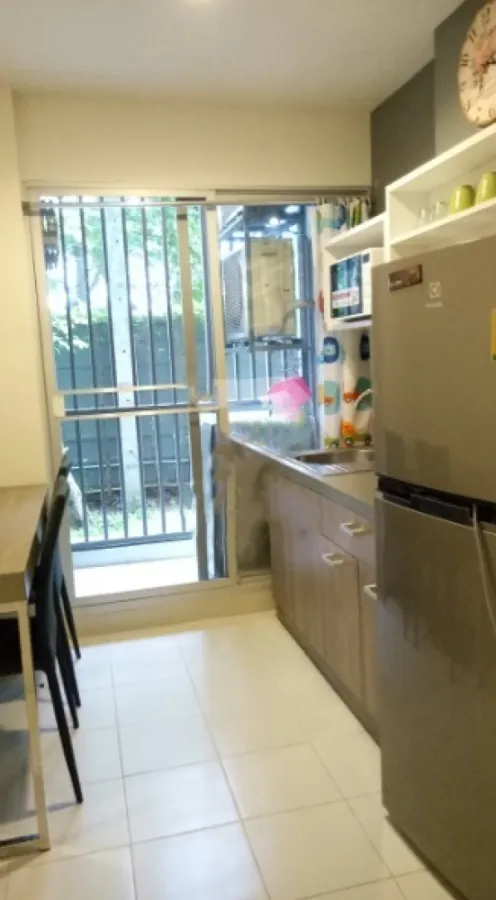 Condo for sale, The Grass, Pattaya, west, special zone room, behind the room, open the door to the garden There is no room opposite. Urgent.