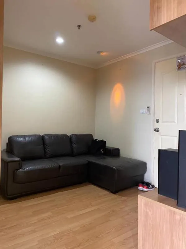 For rent, Lumpini Ville Ladprao-Chokchai 4, not hot room, fully furnished, good location, next to the main road. If interested, hurry up.