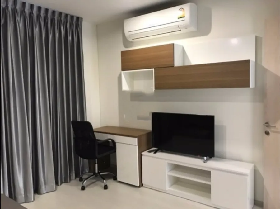 ให้เช่า!! คอนโด ริทึ่ม สุขุมวิท 42 ชั้น 5 ตึก A ห้องสวย เฟอร์ครบ พร้อมอยู่ รีบจองเลย!!