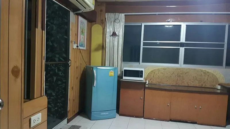 Lumpini Center Happy Land for rent, fully built-in furniture, opposite The Mall Bangkapi, do not miss