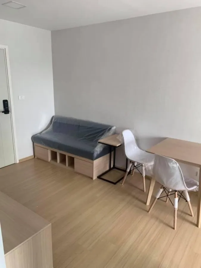 For rent, plum condo rangsit alive1, building c, garden view, fully furnished, if interested, reserve quickly before it slips out.