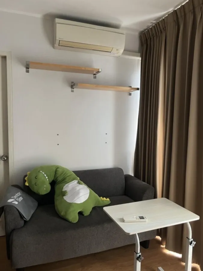 For sale: U Delight @ Chatuchak Station, 25th floor, complete with furniture and electrical appliances. Book now.
