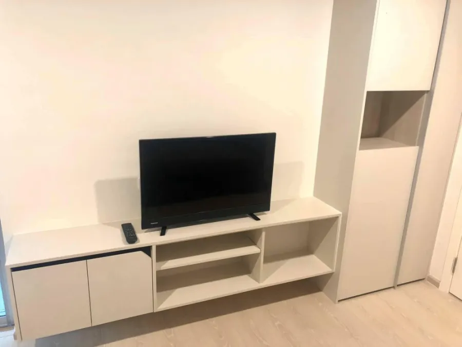 For rent: The Kith Plus Phahonyothin Khukot, 1 bedroom, 1 bathroom, fully furnished, convenient location. Don't miss out!