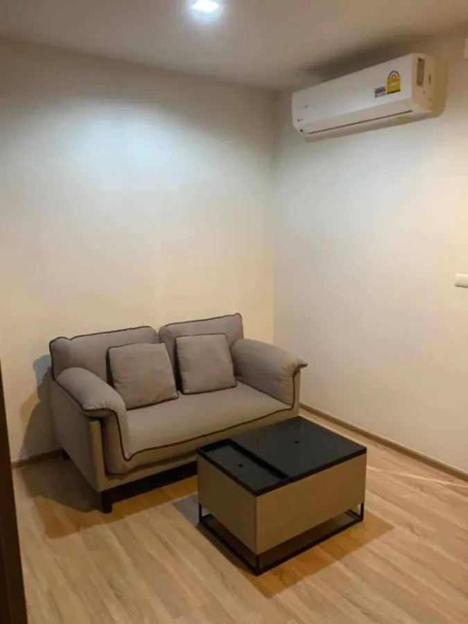 For rent!! Condo The Base Garden-Rama 9, beautiful design condo, outstanding, complete facilities, don't miss it!!