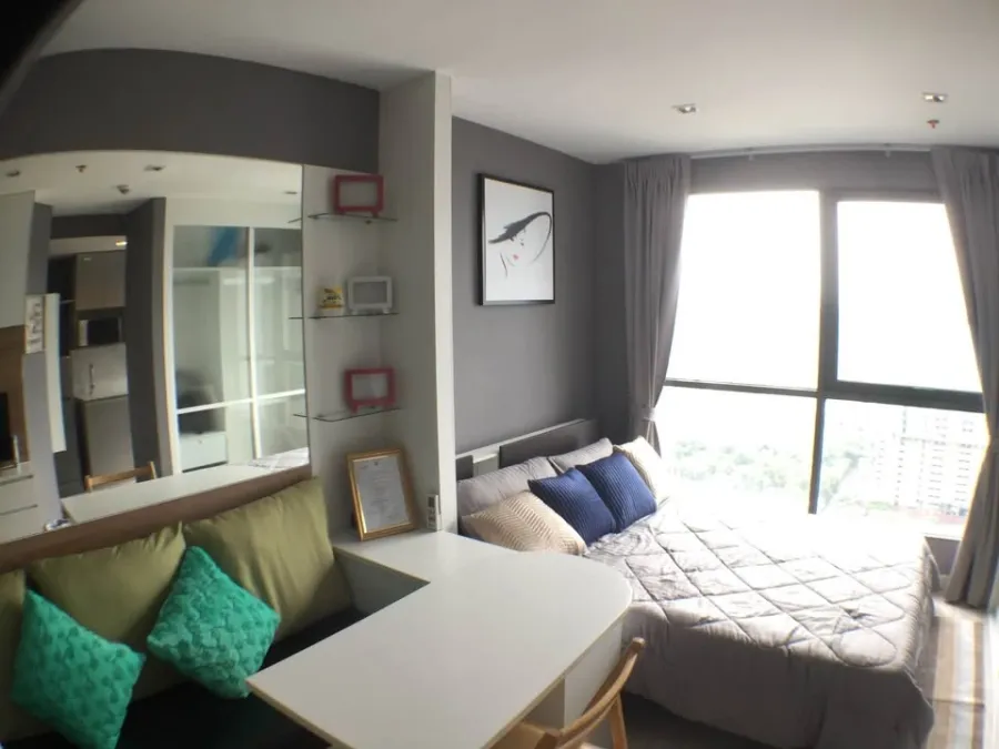 Studio apartment for rent at Ideo Mobi Rama9, fully furnished, 26th floor. Features a high-quality built-in kitchen. Convenient and complete amenities