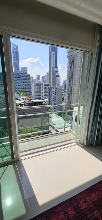 For rent: The Prime 11, Sukhumvit Soi 11, spacious room, comfortable, suitable for a family. Good like this, book now, don't miss out!