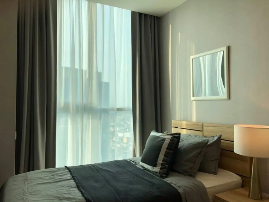 Condo for sale Noble Revolve Ratchada, fully furnished, high floor, beautiful view, don't wait.