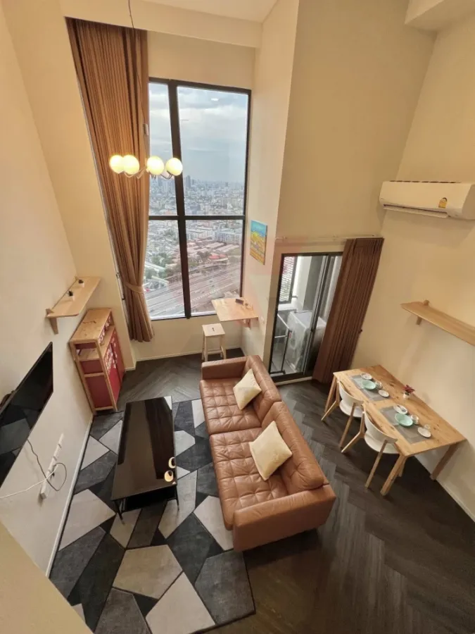 ให้เช่า Siamese Sukhumvit Onnut ห้อง Loft เพดานสูง โปร่งสบาย พร้อมวิวสวย รียมาจอง