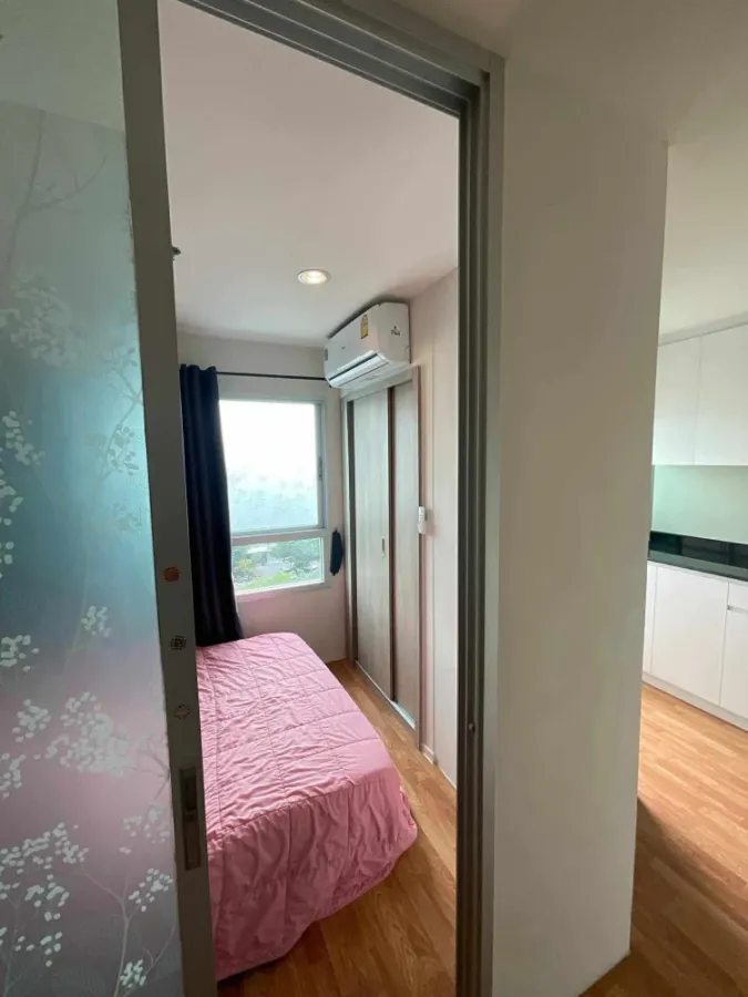 For sale or rent: Lumpini Park Phetkasem 98, 7th floor, partitioned unit, fully furnished, ready to move in. Book now!