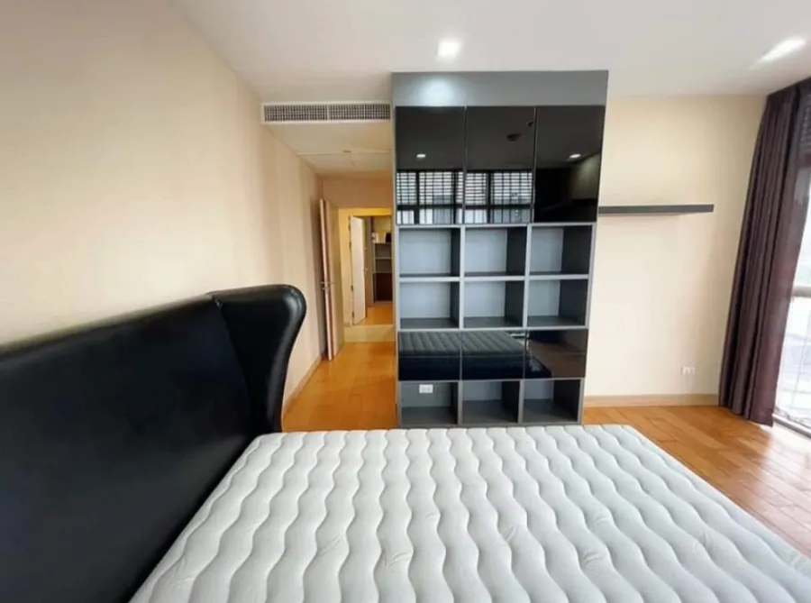Condo for sale, Vertic Rama 4, ready to move in. Decorated in a simple style, very livable, fully furnished, end here in one place.